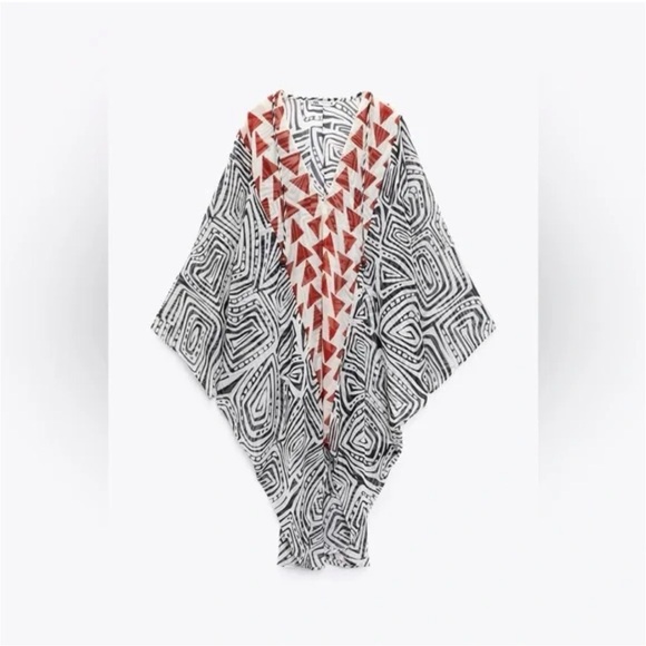 Zara Asymmetrical Kaftan - Picture 4 of 12